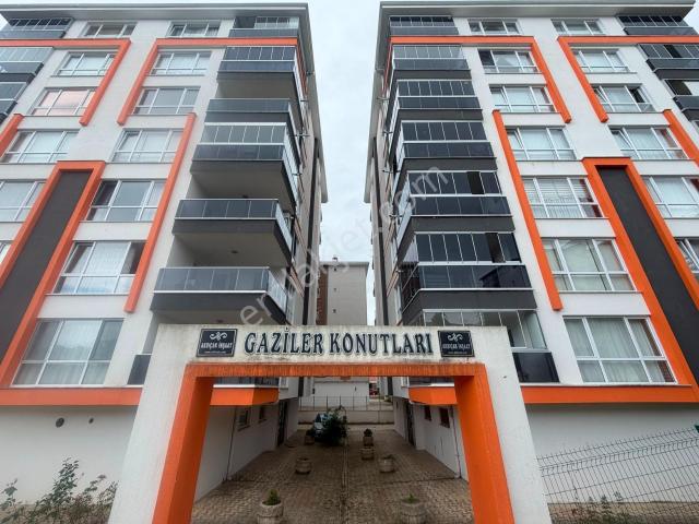 Delta Gayrimenkul'den Gaziler Mah Satılık 3+1 Fırsat Daire.