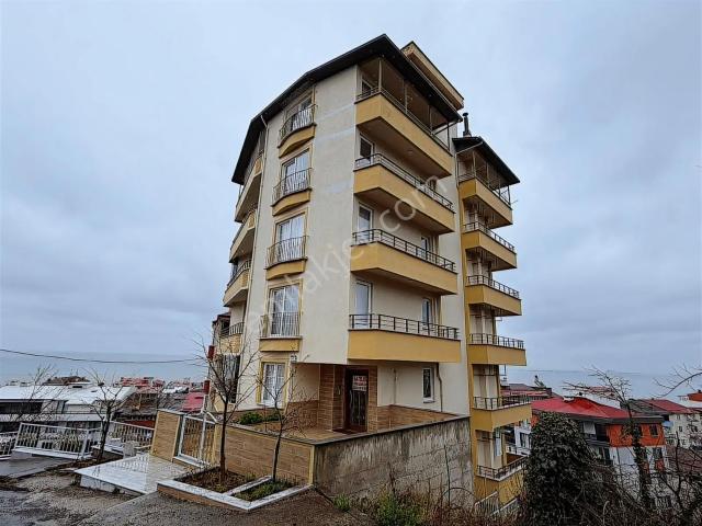 Delta Gayrimenkul'den Keşap'ta Deniz Manzaralı Satılık 2+1 Daire