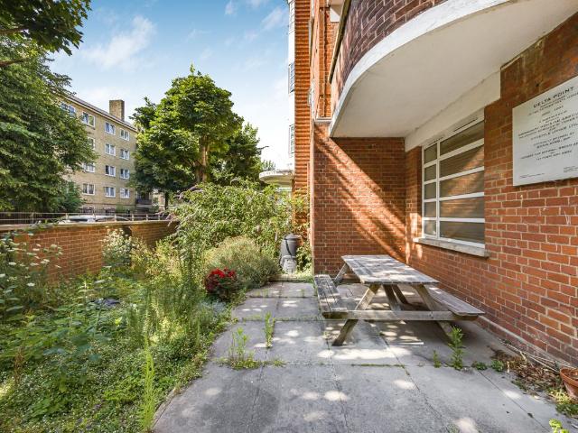 Delta Street, London E2, 1 bed flat to rent, £2,000 pcm | PrimeLocation