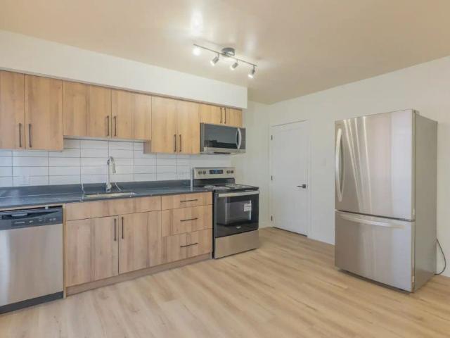 Delton Townhomes — 3 Bedroom