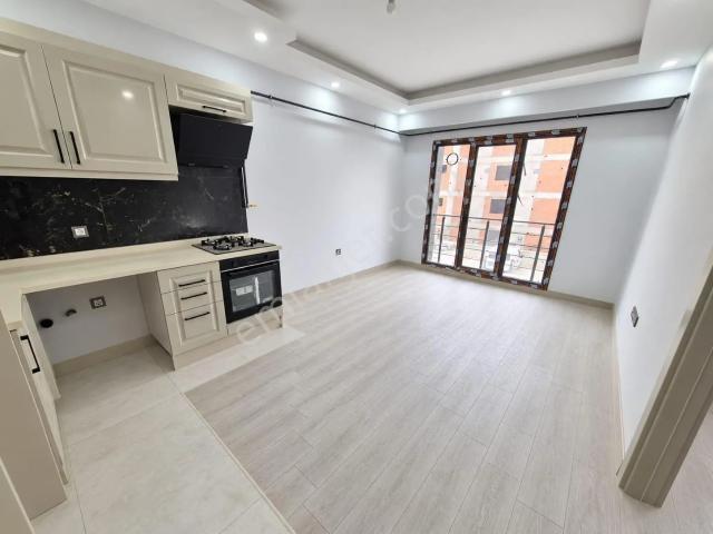 Delux'den Atatürk Mah.'de Yatırıma Uygun Lux 1+1 Satılık Daire