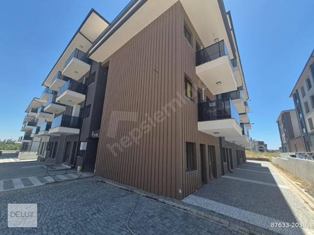 DELUX'DEN ATATÜRK MAH. HAVUZLU SİTEDE LUX SATILIK 1+1 DAİRE