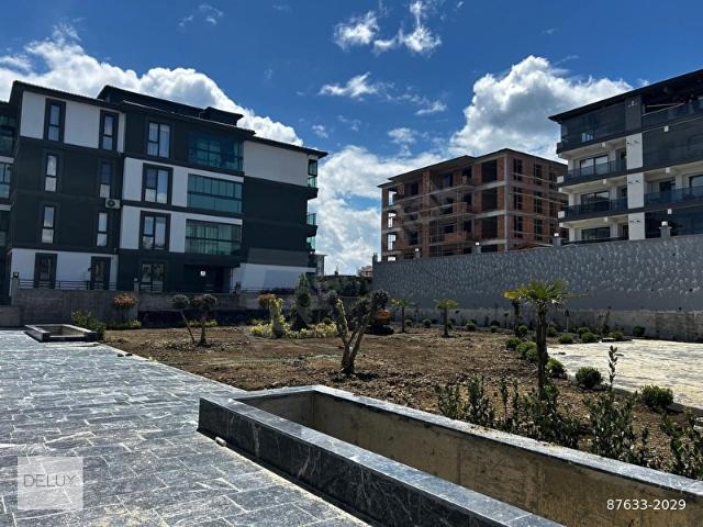 DELUX'DEN ATATÜRK MAHALLESİ 2 BLOKLU SİTEDE SATILIK 2+1 DAİRE