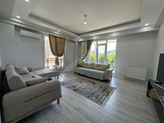 Delux'den Ebevyn Banyolu Satılık Bahçe Katı 2+1 Daire