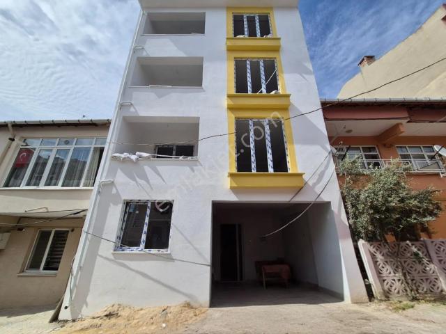 Delux'den Çınarlı'da Çevreyolu Bağlantısına Yakın Satılık 2+1