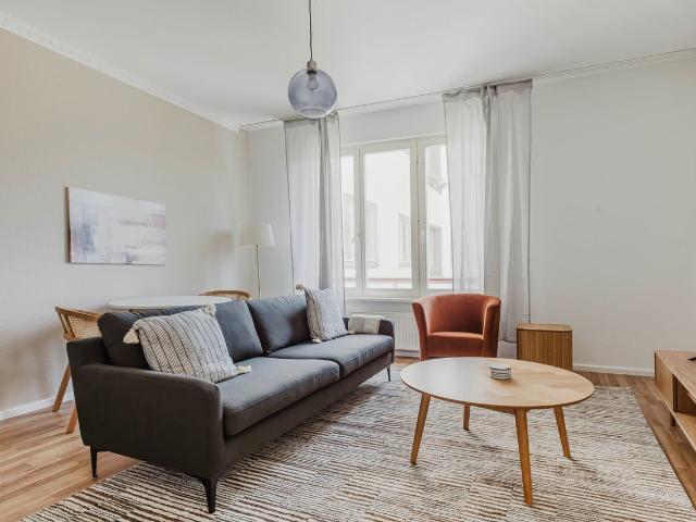 Deluxe Charlottenburg 1BR, Fully Furnished w/ Washer, Berlin Amsterdam Apartments for Rent