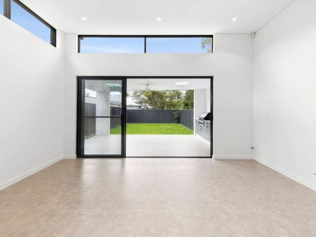 Deluxe Duplex
