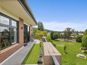 Deluxe lifestyle apartment in the heart of Mittagong