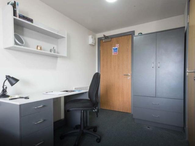 Deluxe Studio, Kiln House, Hide Street, Stoke On Trent ST4, Studio to rent, £542 pcm | PrimeLocation