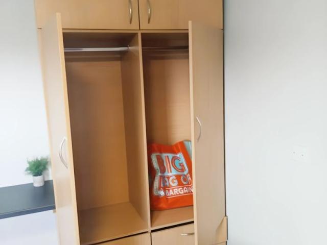Deluxe Plus Studio