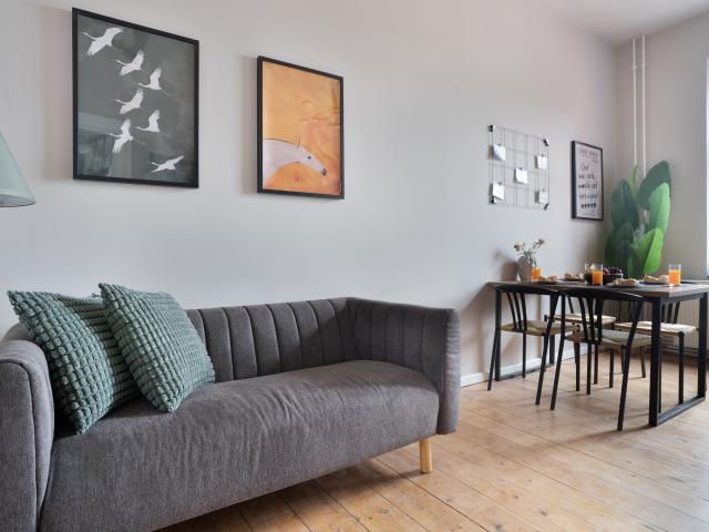 Deluxe Two Bedroom Apartment in Dessau