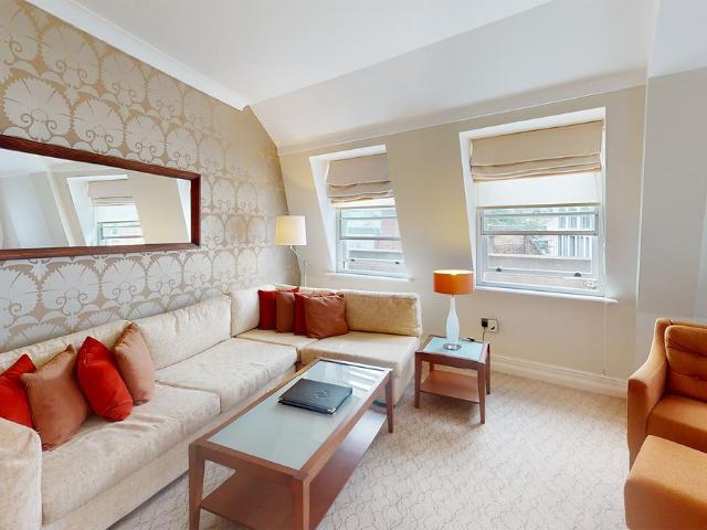 Deluxe Two Bedroom Serviced Apartment in the heart of the City of London