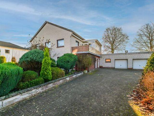 DEL Bungerhof: Großes Grundstück mit einem sanierungsbed. 2 Familienhaus, Garage und Carport in schöner Lage!*KÄUFERPROVISIONSFREI