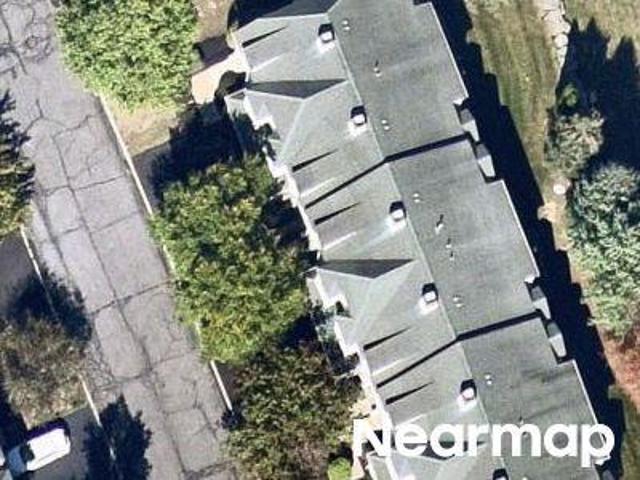 Delafield Ln