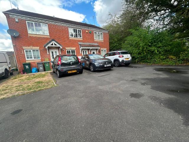 Delamere Drive, Walsall WS5, 2 bed property to rent, £975 pcm | PrimeLocation