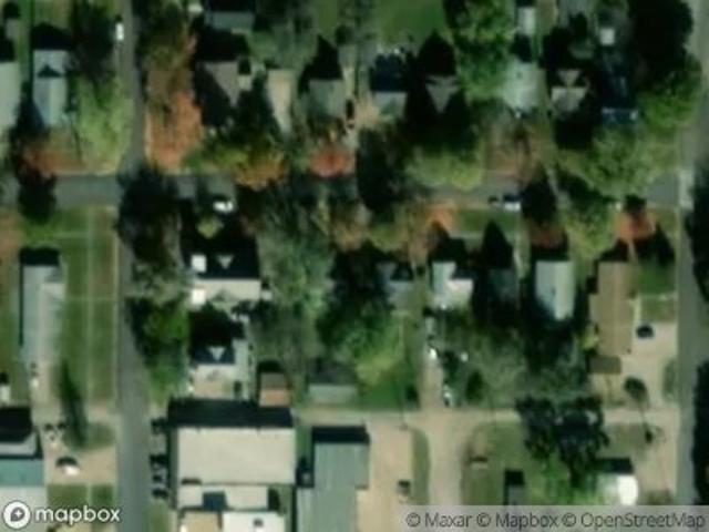 Delaware St