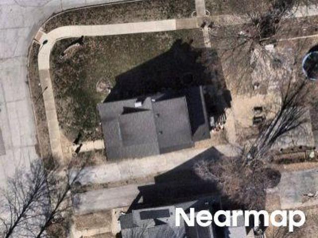 Delavan Dr