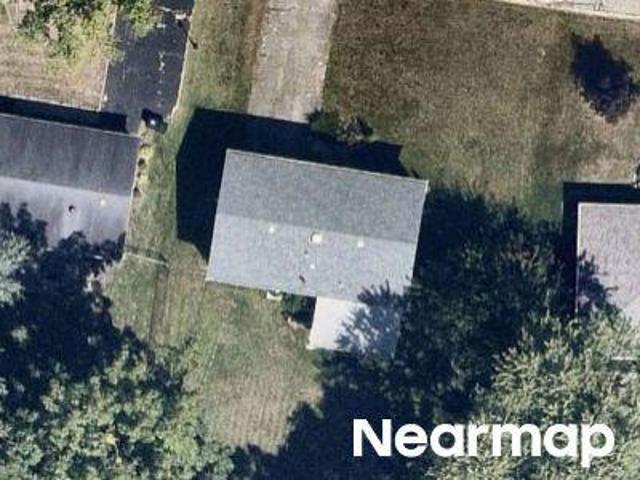 Delavan Dr