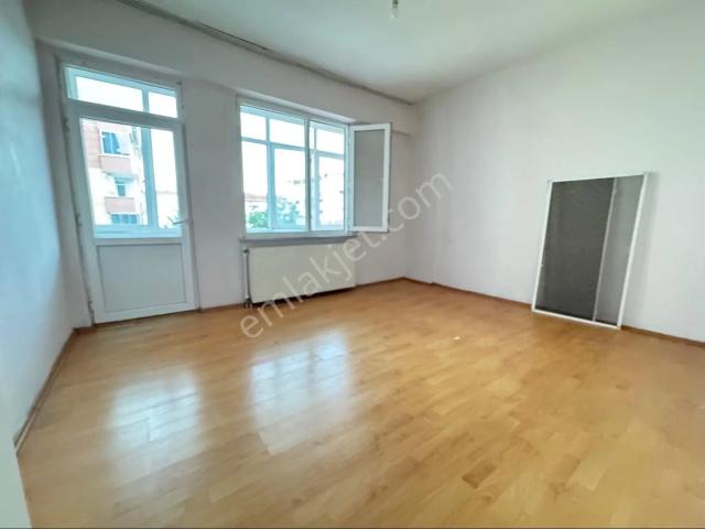 Delfa Emlaktan Fevzipaşada 2+1 Kiralık Daire