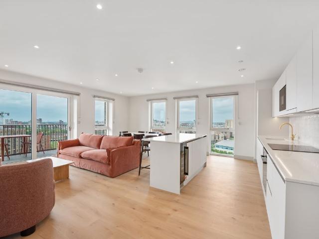 Delfino House, Beaufort Square, Colindale NW9, 3 bed flat to rent, £3,385 pcm | PrimeLocation