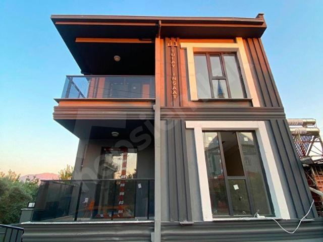 DELİKTAŞ MAHALLESİNDE FIRSAT MÜSTAKİL 2 DAİRE