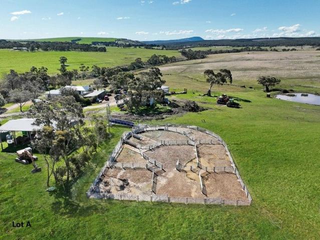 FOUR DELIGHTFUL BALLARAT DISTRICT ACREAGES