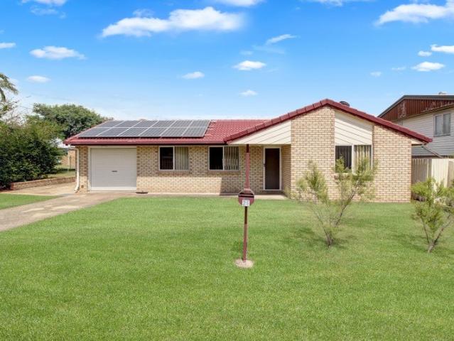 Delightful brick home in Tinana with a Pool