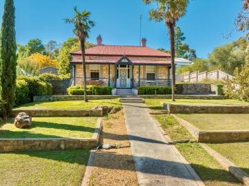 Delightful Cottage on a Rare Double Allotment Charm, Views & Endless Potential