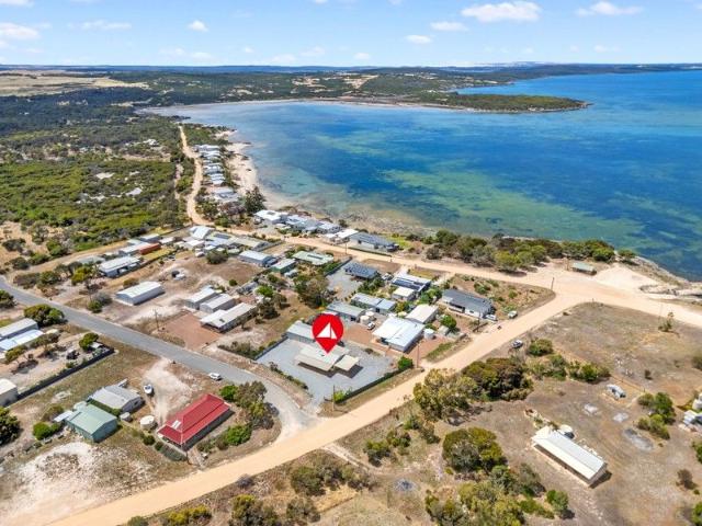 Delightful Dutton Bay
