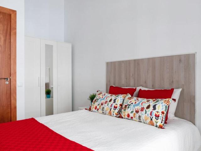 Delightful double bedroom in the Gothic Quarter