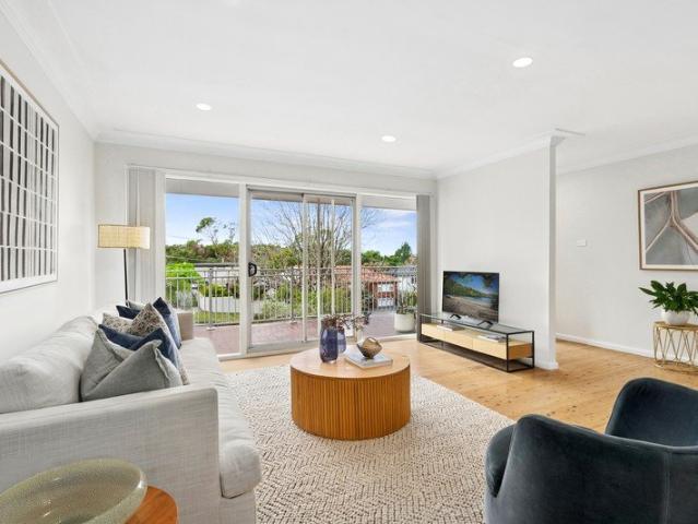 Delightful family haven with far reaching city views