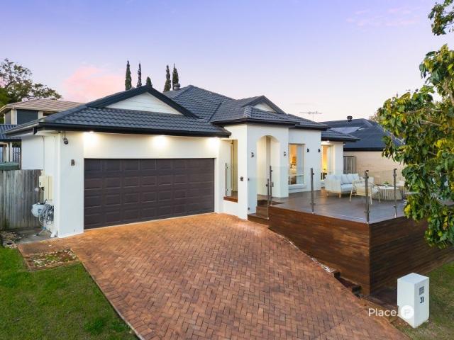 Delightful Family Home in Kuraby