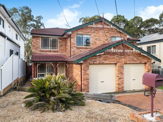 Delightful Low Maintenance Home in Sought After Pocket of Ryde