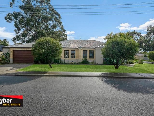 DELIGHTFUL LOVELY HOME WITH BEAUTIFUL GARDENS