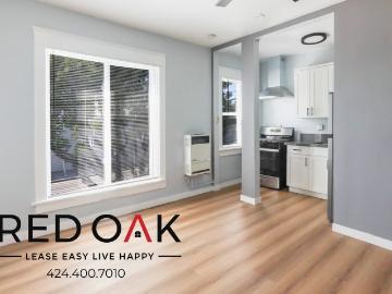 ~$660 OFF + LOW DEPOSIT~ Delightful Studio with Stainless Steel Appliances and Large Sunny Windows ~ In South LA!