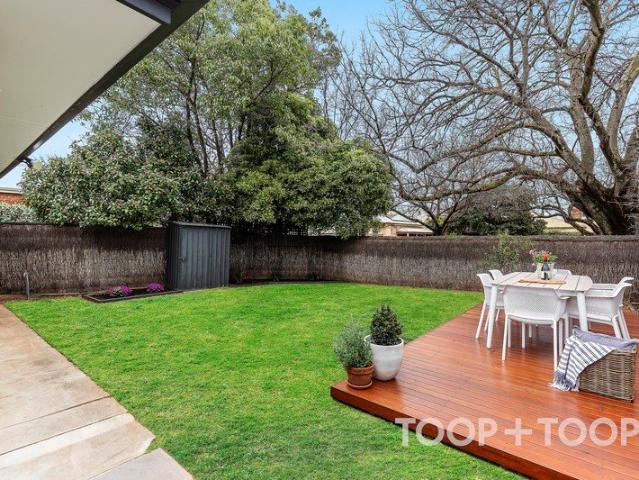 Delightful two bedroom unit with a large west facing garden
