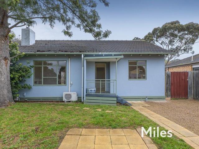 DELIGHTFUL THREE BEDROOM HOME