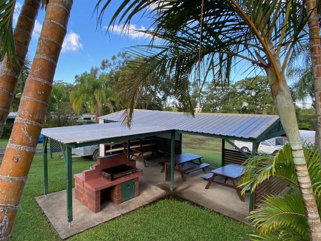 Delightful 1 Bedroom Home in Over 50s Village