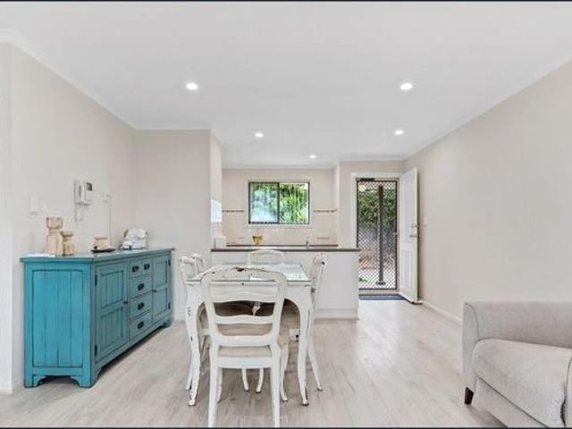 DELIGHTFUL 2 BEDROOM HOME