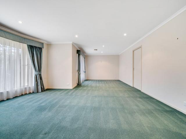 Delightful 3 Bedroom Home in the Heart of Woden!