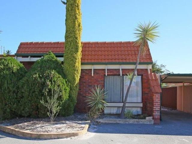 DELIGHTFUL 3BR FAMILY HOME CLOSE TO EVERYTHING