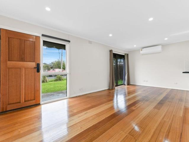 Delightfully Home In a perfect location!