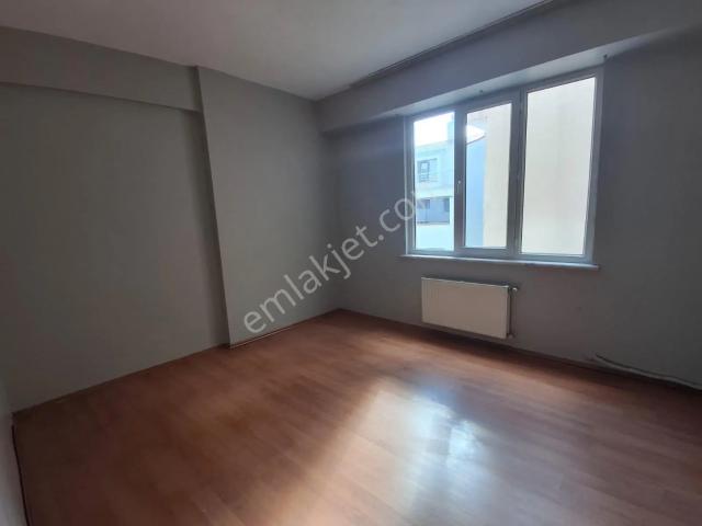Deliklitaş Hamamyolu Asarcıklı Cd. Yanı Asansörlü Arakat Kiralık 3+1 Daire