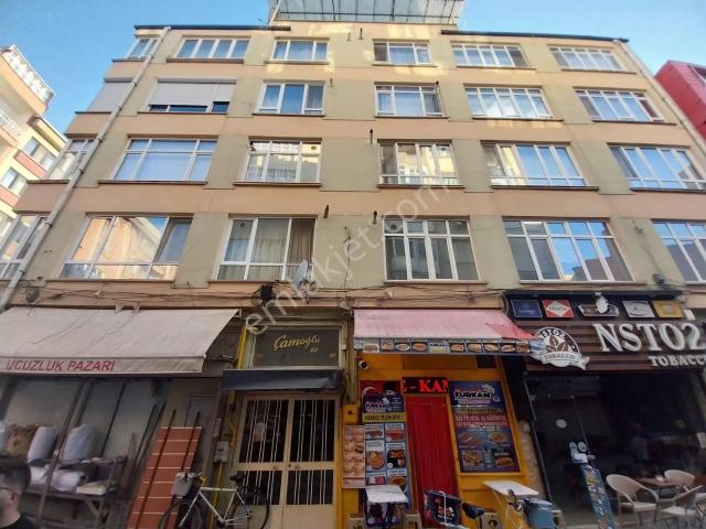 Deliklitaş Mah. Asarcıklı Cd. Yanı Bakımlı Kiralık 2+1 Daire
