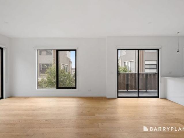 Delivering a low maintenance lifestyle in a well connected and highly sought after location