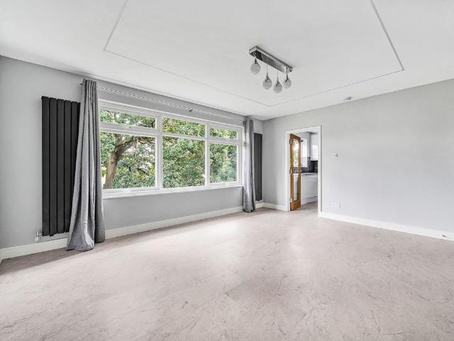 Dell Farm Road, Ruislip HA4, 2 bed flat to rent, £1,800 pcm | PrimeLocation