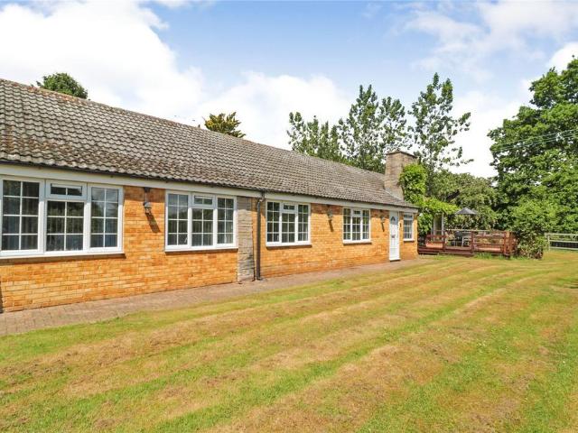 Dell Lane, Little Hallingbury, CM22 1 bed house to rent £875 pcm £202 pw