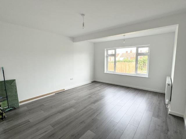 Dell Road East, Lowestoft