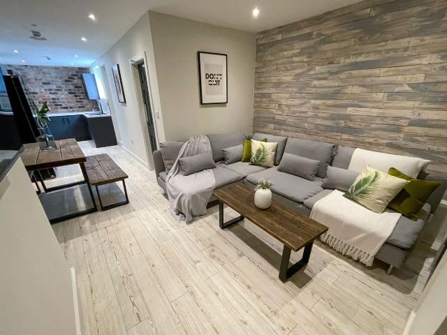 Dell Street L7, 5 bed shared accommodation to rent, £628 pcm | PrimeLocation