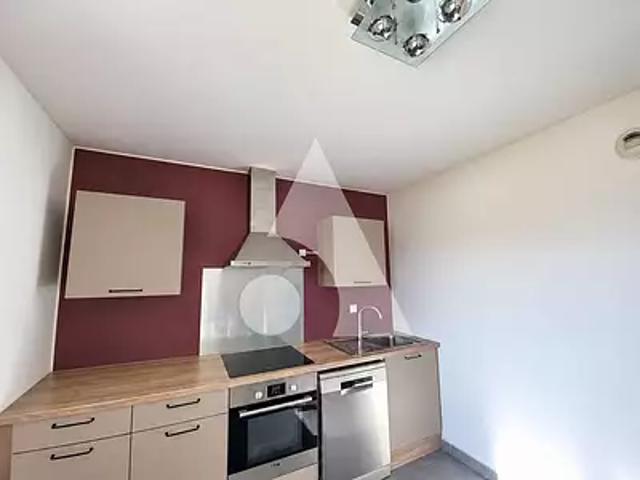 Delle 90100 Location appartement 3 pièces t3 au dernier étage